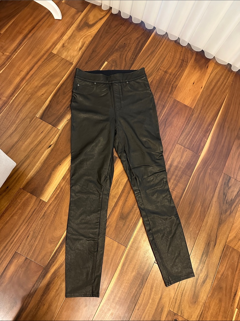 SPANX FAUX LEATHER BLACK LEGGINGS SIZE SMALL